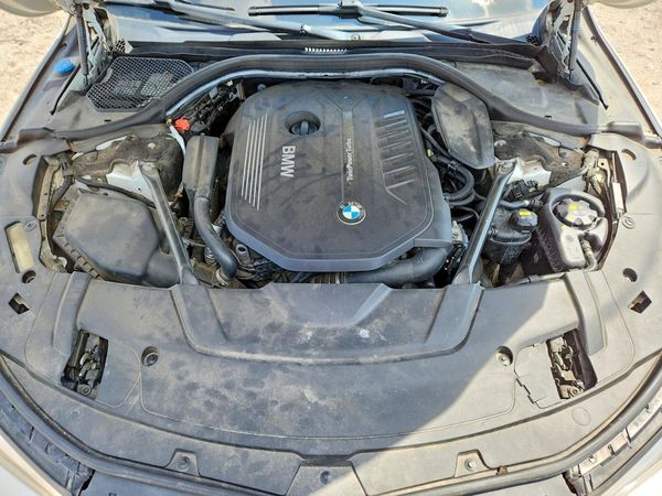 2017 BMW 740