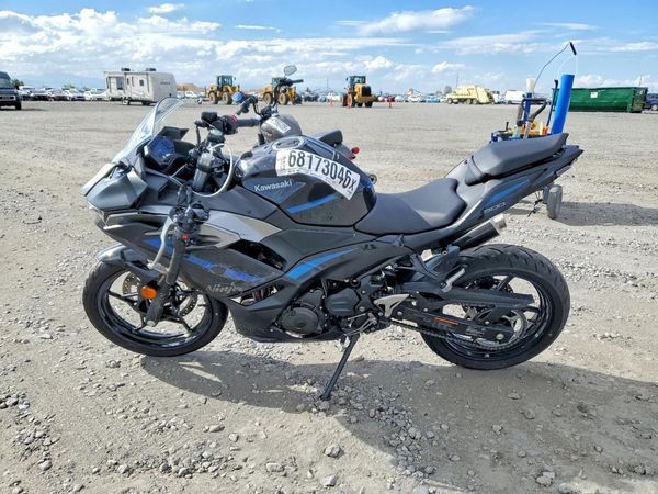 2025 KAWASAKI EX500