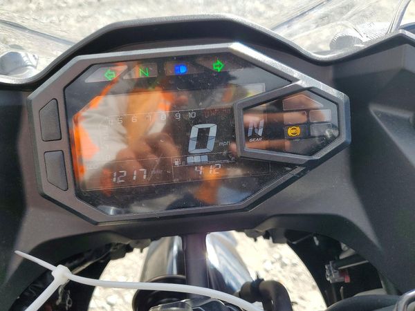 2025 KAWASAKI EX500