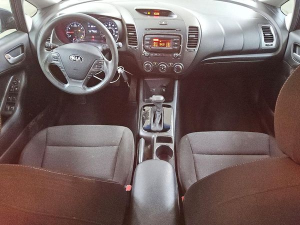 2017 KIA FORTE LX Base — CKPT