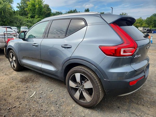 2019 VOLVO XC40 — DSRA
