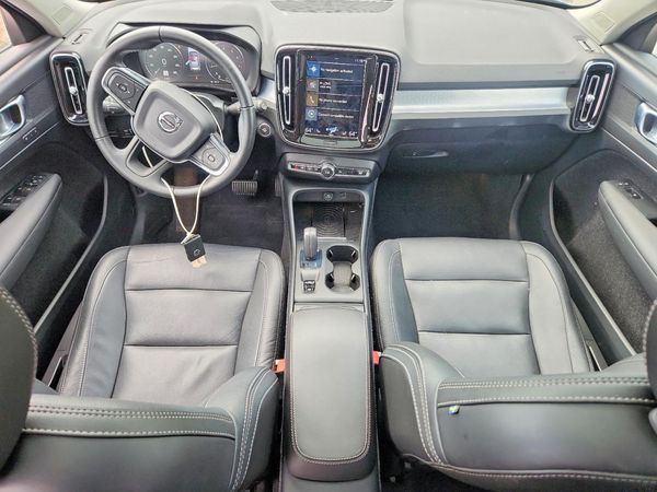 2019 VOLVO XC40 — CKPT