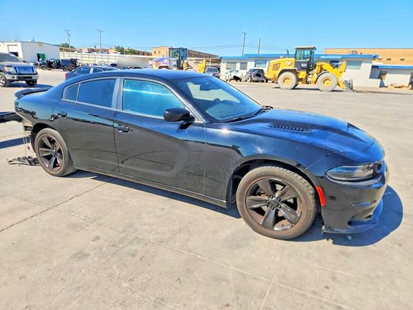 2017 DODGE CHARGER