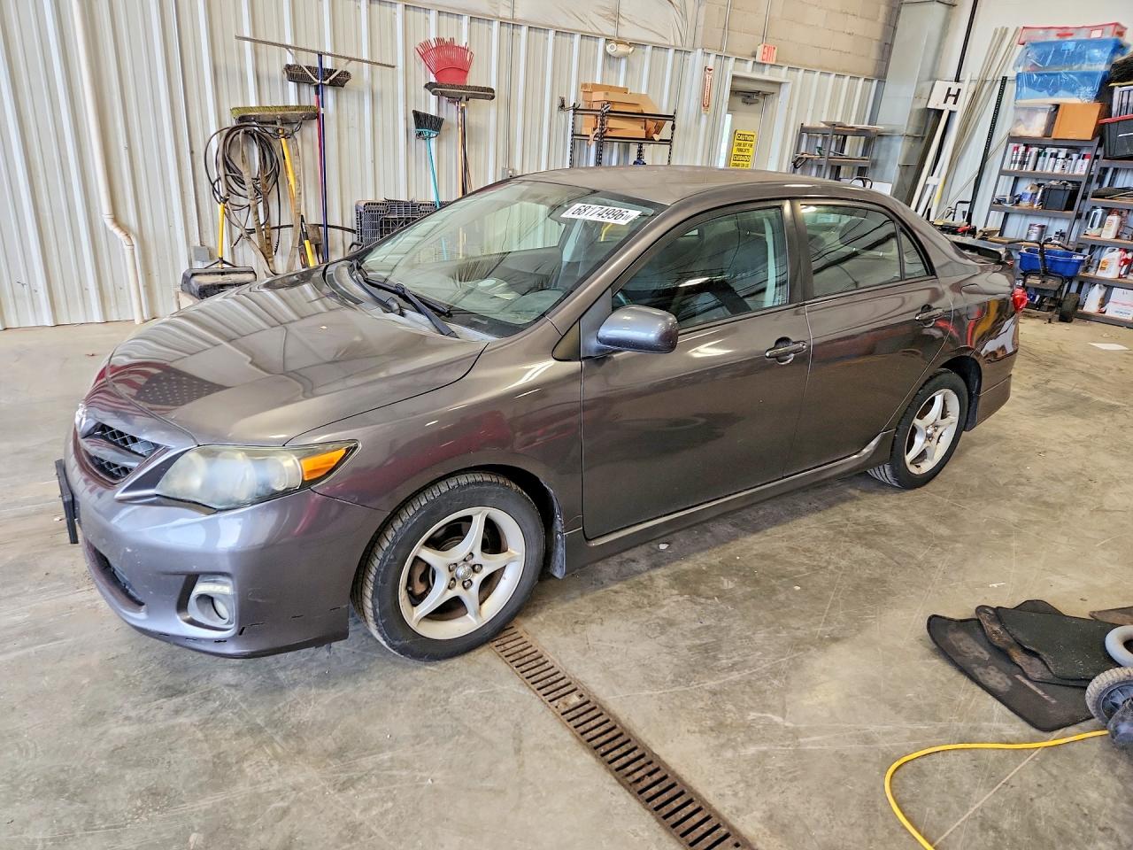 2013 TOYOTA COROLLA