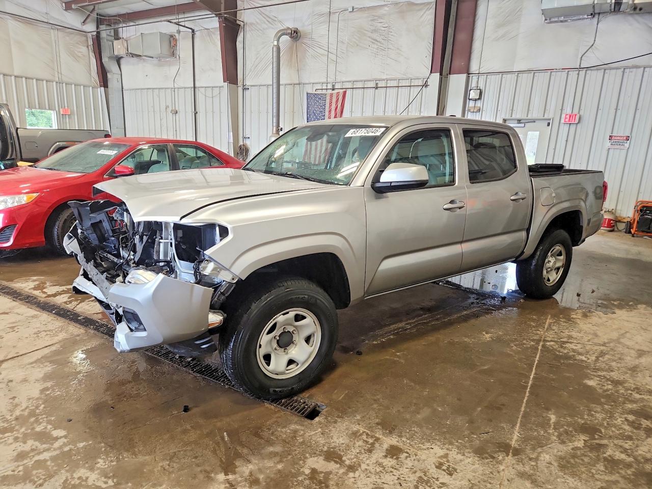 2022 TOYOTA TACOMA SR5