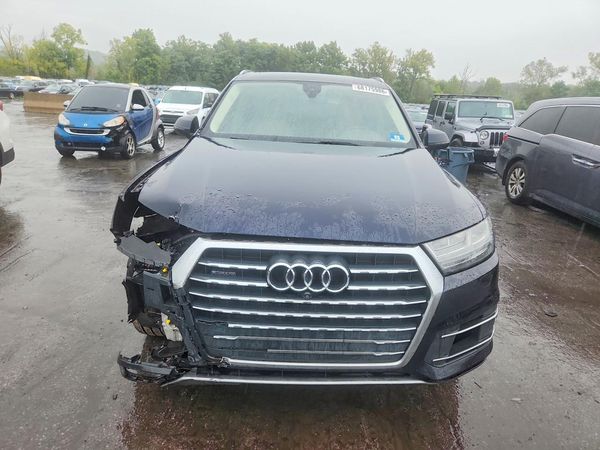 2018 AUDI Q7 quattro Premium Plus