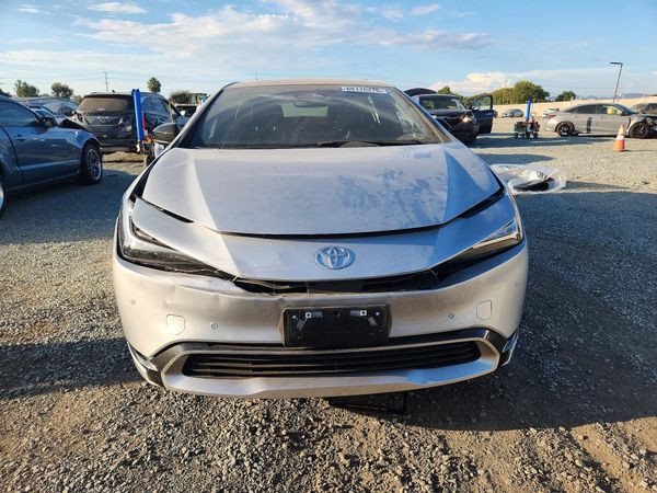 2026 TOYOTA PRIUS