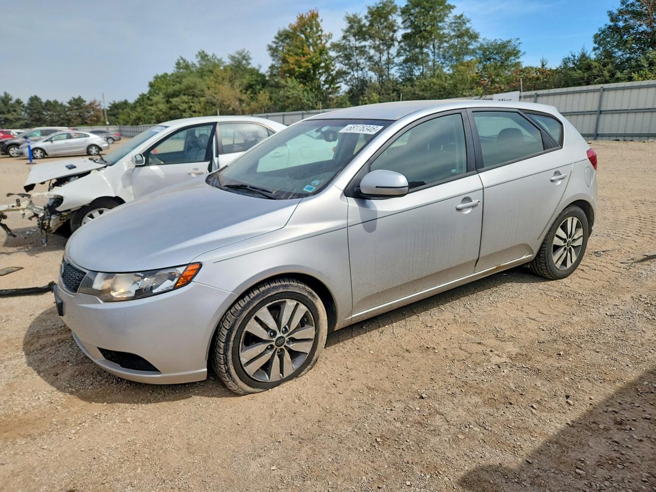 2013 KIA FORTE
