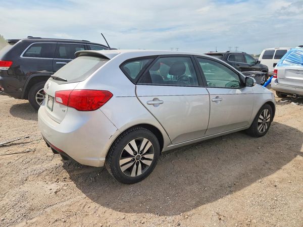 2013 KIA FORTE