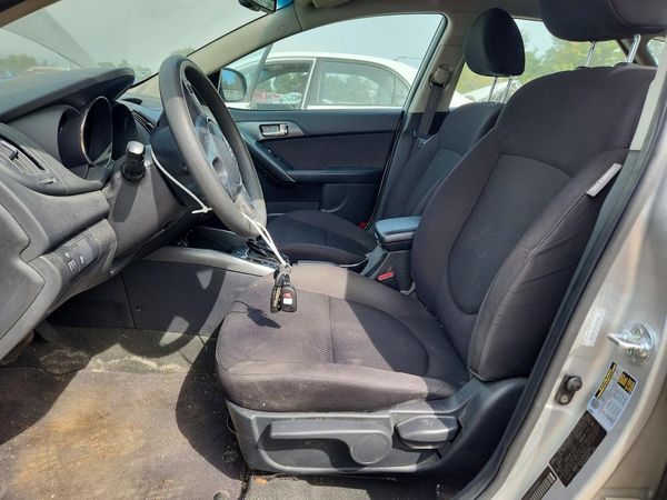 2013 KIA FORTE