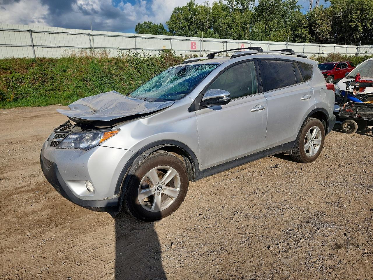 2015 TOYOTA RAV4 XLE (M Grade)
