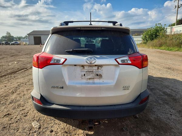 2015 TOYOTA RAV4 XLE (M Grade)