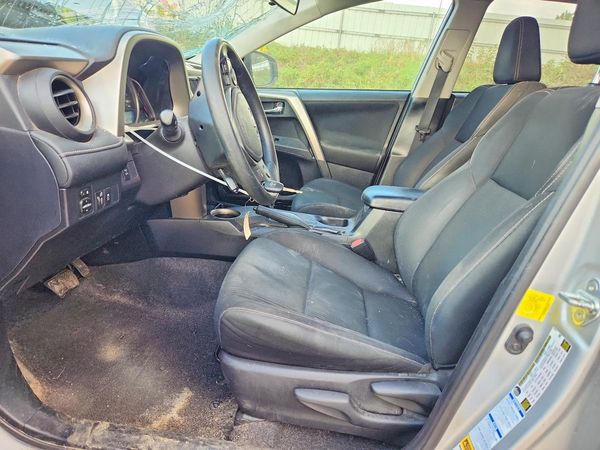2015 TOYOTA RAV4 XLE (M Grade)