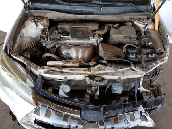 2017 TOYOTA CAMRY LE/SE/XLE/XSE — Engine bay