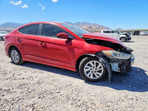 2017 HYUNDAI ELANTRA SE Base