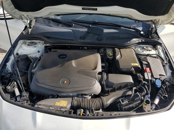 2016 MERCEDES-BENZ CLA