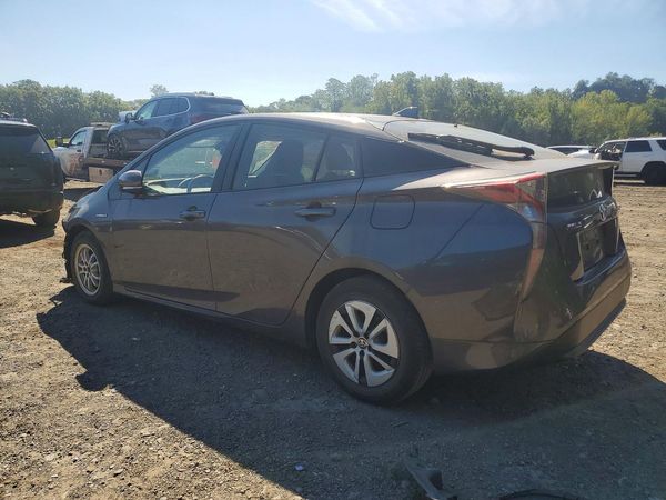 2016 TOYOTA PRIUS