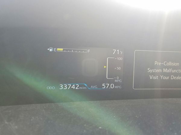 2016 TOYOTA PRIUS