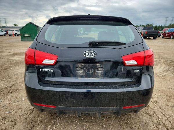 2013 KIA FORTE5 EX