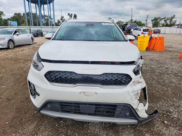 2022 KIA NIRO