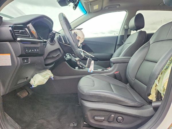 2022 KIA NIRO