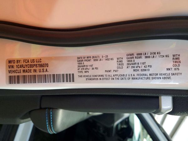 2023 JEEP GRAND CHEROKEE Trailhawk 4XE