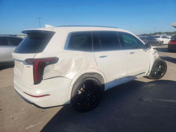 2021 CADILLAC XT6
