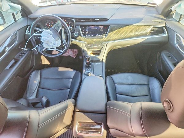 2021 CADILLAC XT6