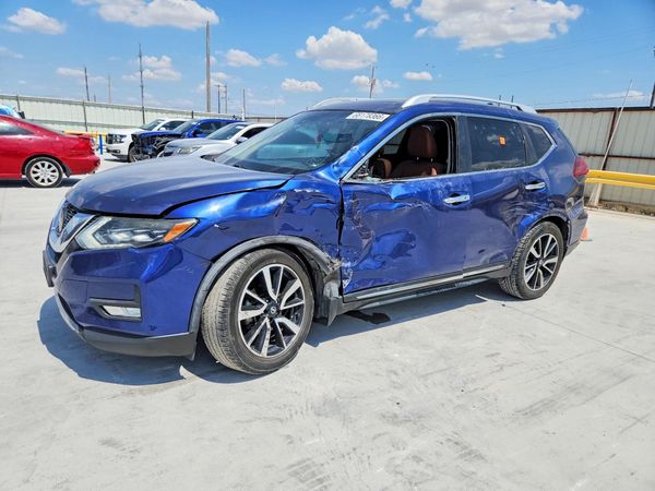 2018 NISSAN ROGUE — Front 3/4