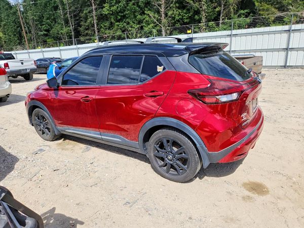 2021 NISSAN KICKS SR