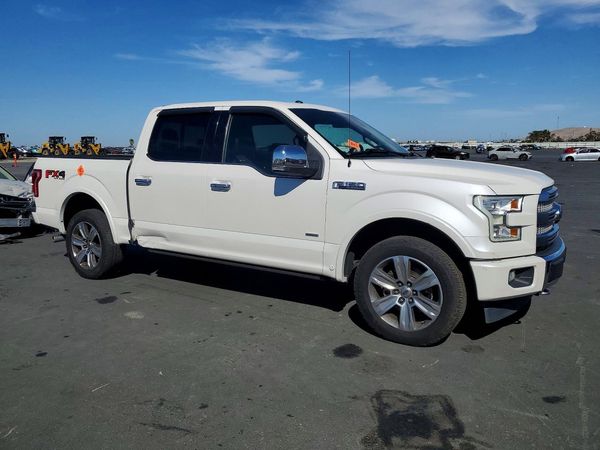2017 FORD F150 SuperCrew — Passenger 3/4