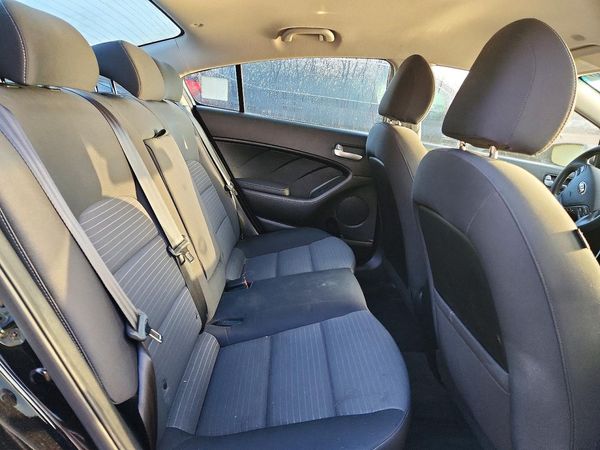 2017 KIA FORTE