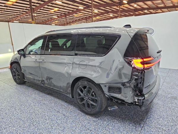 2025 CHRYSLER PACIFICA Limited — DSRA