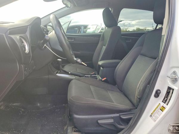 2017 TOYOTA COROLLA — DENT