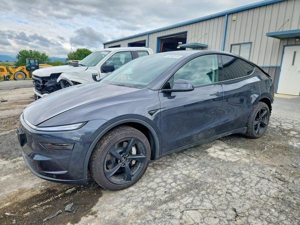 2026 TESLA MODEL Y — DSFA — Front 3/4