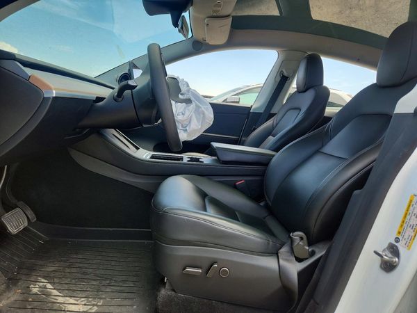 2023 TESLA MODEL Y — DENT
