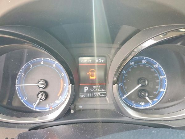 2016 TOYOTA COROLLA