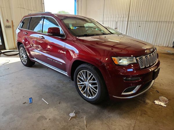 2017 JEEP GRAND CHEROKEE Summit