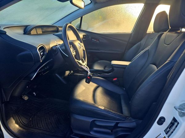 2020 TOYOTA PRIUS — DENT