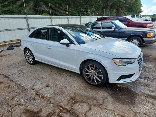 2015 AUDI A3 Premium