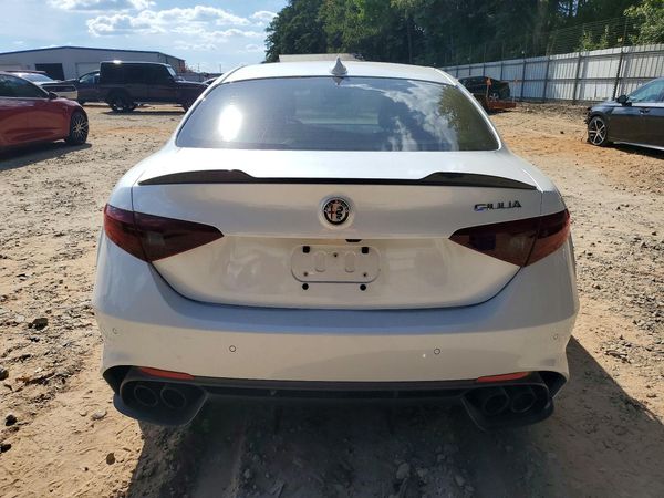 2018 ALFA ROMEO GIULIA QUADRIFOGLIO RWD — DIRR