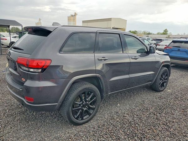 2018 JEEP GRAND CHEROKEE Laredo
