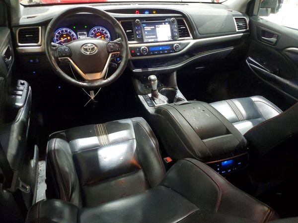 2019 TOYOTA HIGHLANDER SE/XLE