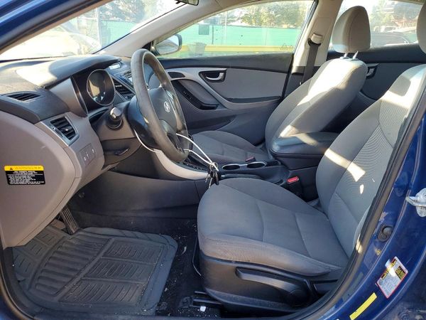 2015 HYUNDAI ELANTRA GLS(Middle)