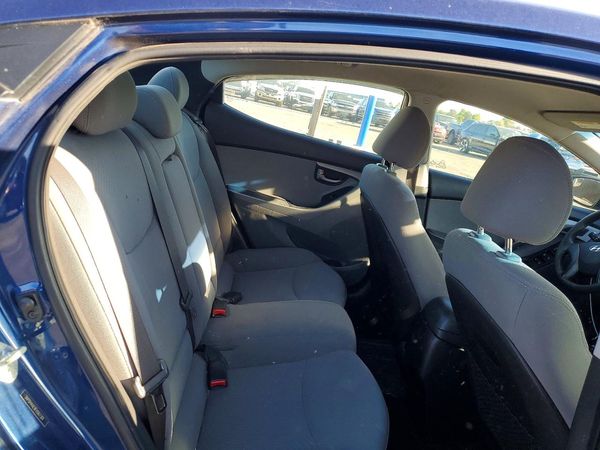 2015 HYUNDAI ELANTRA GLS(Middle)