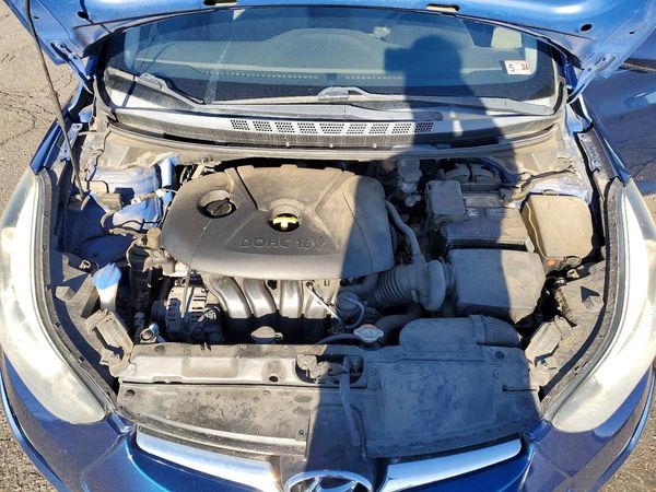 2015 HYUNDAI ELANTRA GLS(Middle)