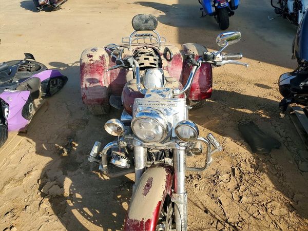 2017 HARLEY-DAVIDSON FL