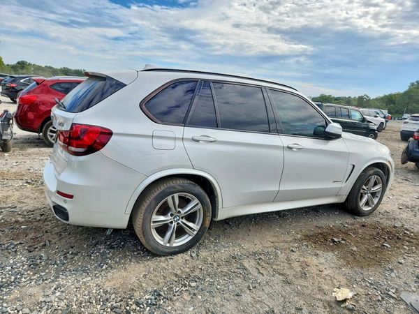 2015 BMW X5 xDrive50i