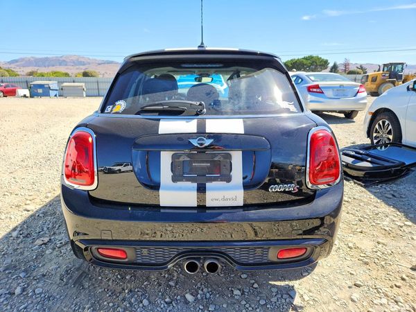 2017 MINI COOPER