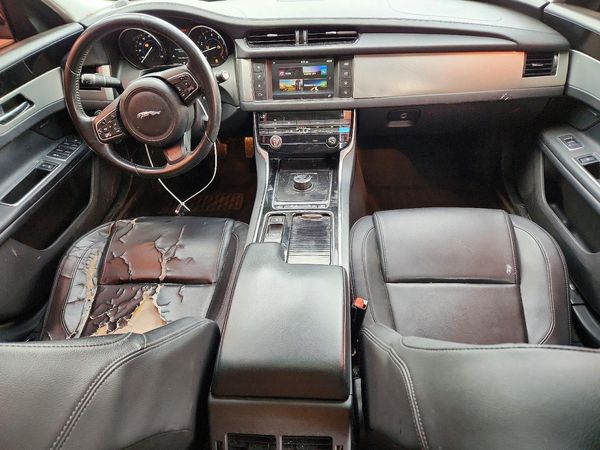 2018 JAGUAR XF